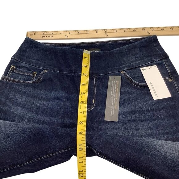 NWT Lee Slim Fit Sculpting Mid Rise Stretch Pull On Capri Womens Size 8 Medium - Picture 6 of 10